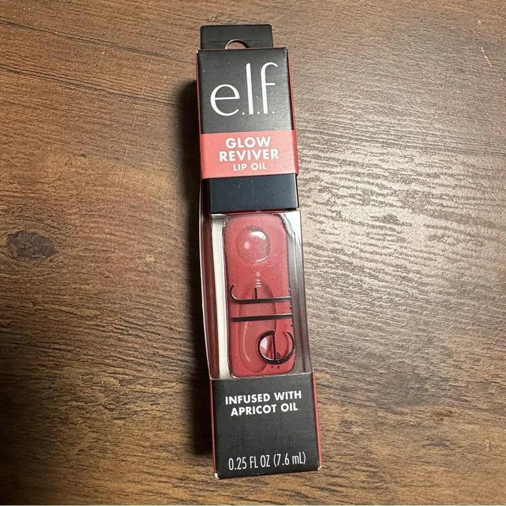 New E.L.F. ELF Glow Revival Lip Oil Infused With Apricot Oil It’s Giving Guava